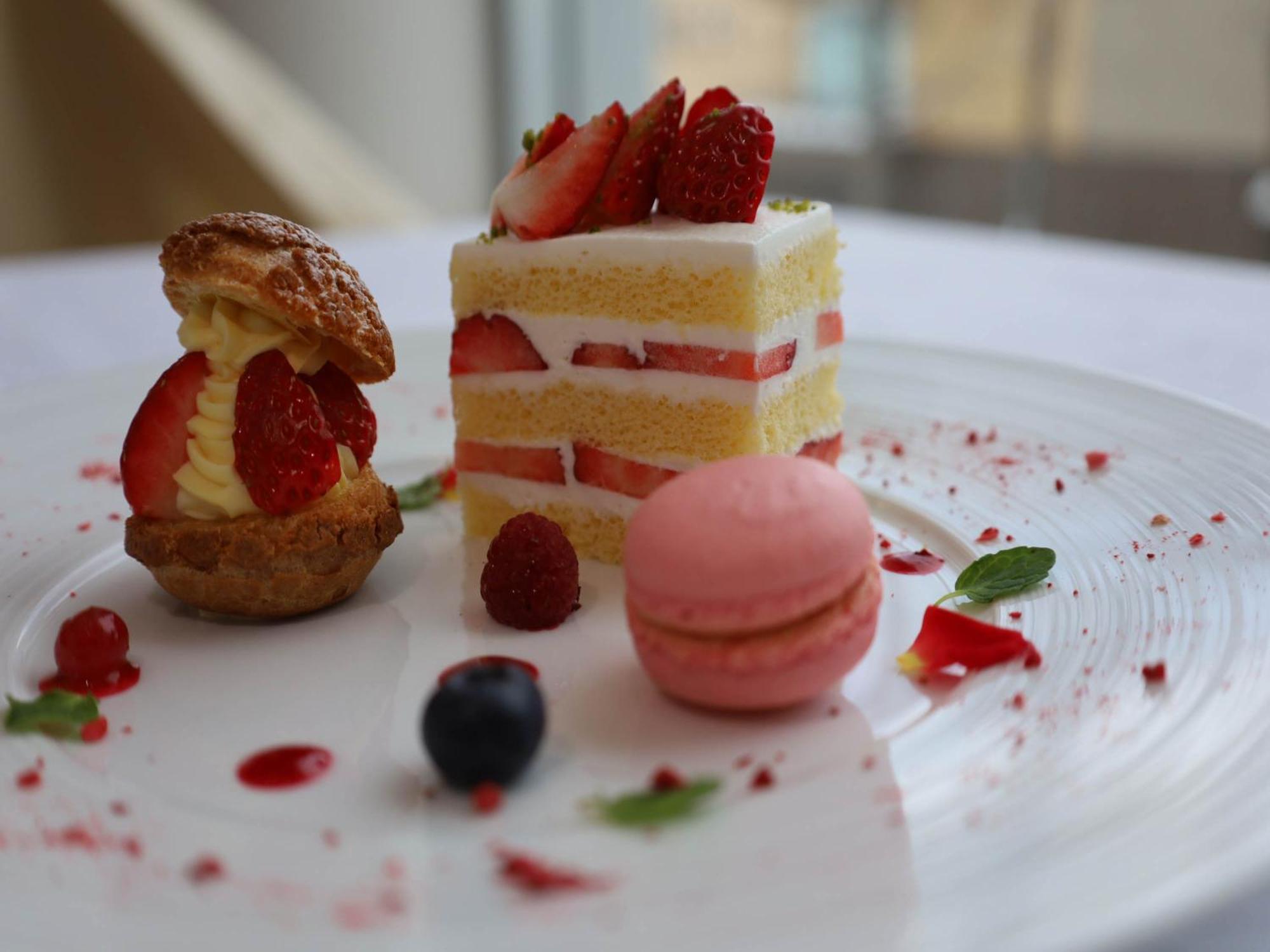 Shin Furano Prince Hotel المظهر الخارجي الصورة A dessert