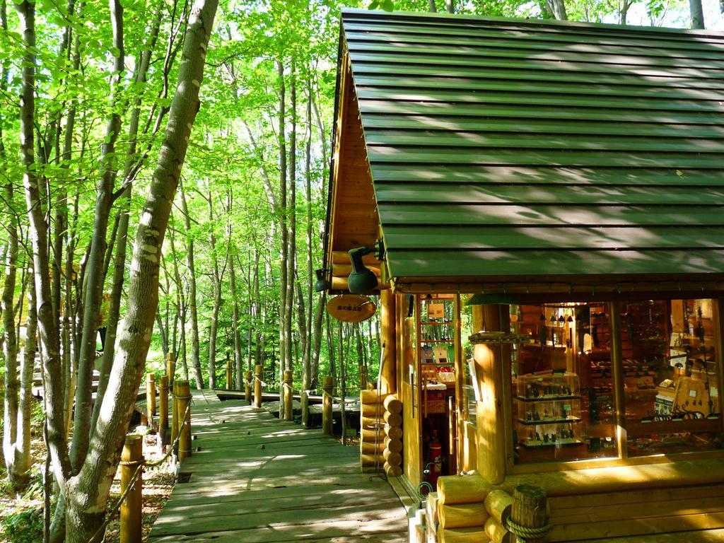 Shin Furano Prince Hotel المظهر الخارجي الصورة The Log Cabin